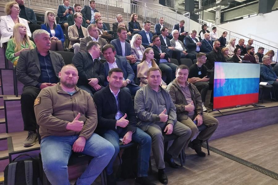 Министр здравоохранения Чувашии Владимир Степанов посетил Бердянский округ.