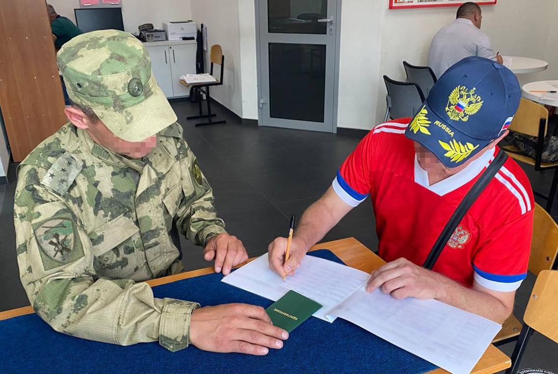 Росгвардейцы Запорожской области подвели итоги деятельности ведомства в регионе за прошедшие 6 месяцев.