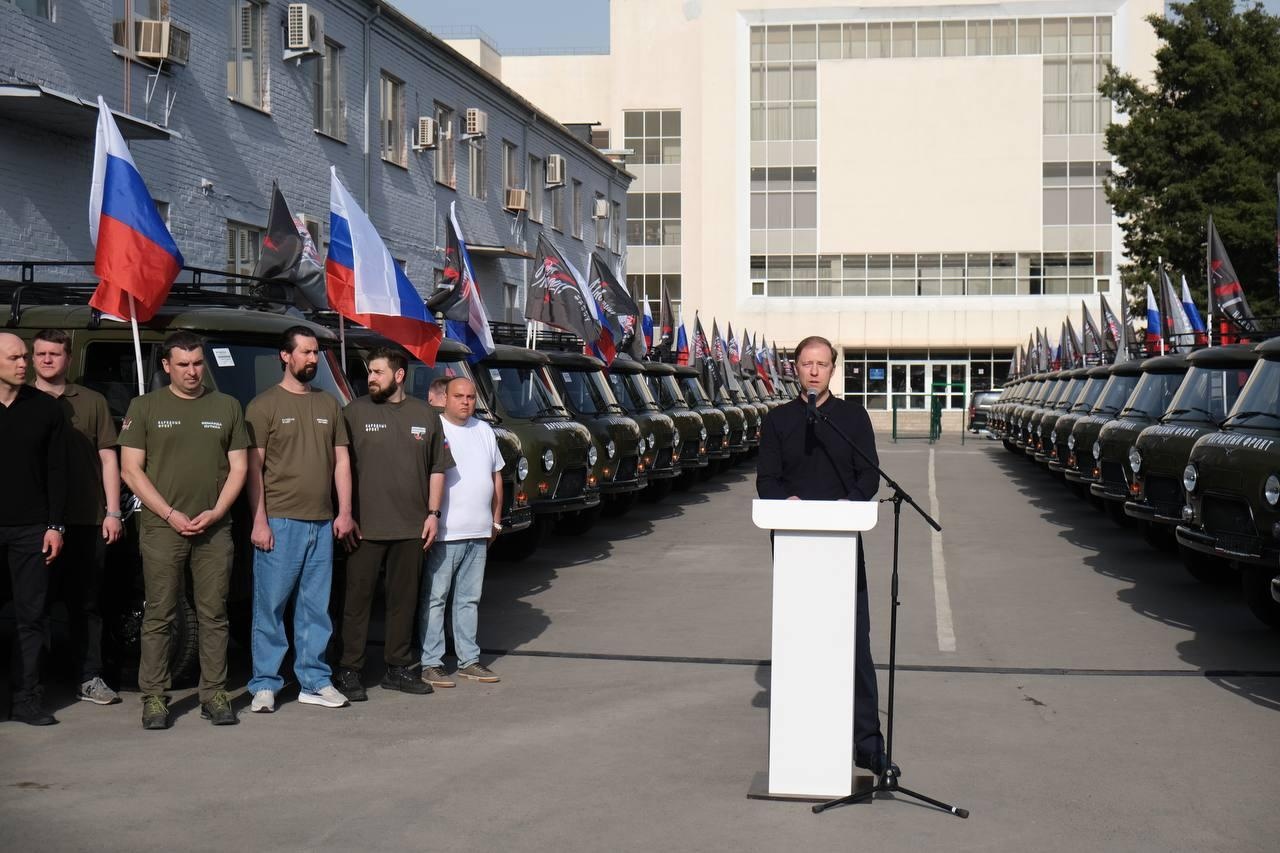 Минпромторг России передал фронту 480 «УАЗ СГР» и более 200 «УАЗ Пикап».