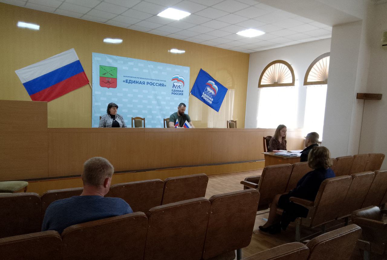 Комиссия по делам несовершеннолетних и защите их прав при Администрации Бердянского муниципального округа провела заседание.