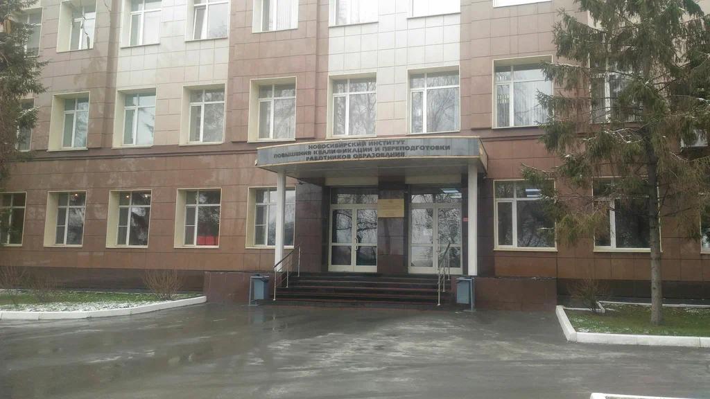 О мерах профилактики и функционировании безопасной образовательной среды расскажут педагогам Запорожской области.