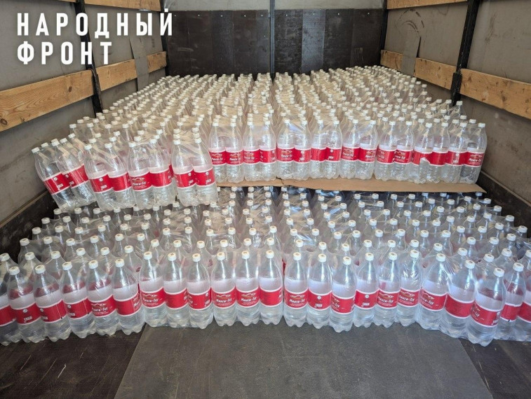 Астраханское отделение «Народного фронта» отправило воду в Запорожскую область. Астраханское отделение «Народного фронта» отправило воду в Запорожскую область.