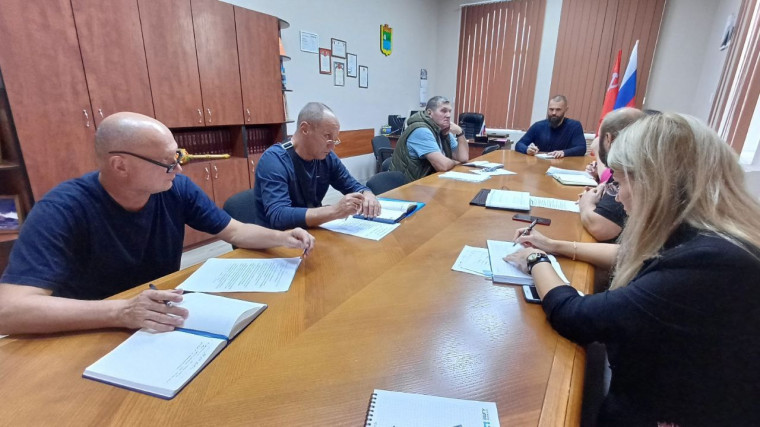В конце сентября в Бердянском округе планируется акция «Семейный лес». В конце сентября в Бердянском округе планируется акция «Семейный лес».